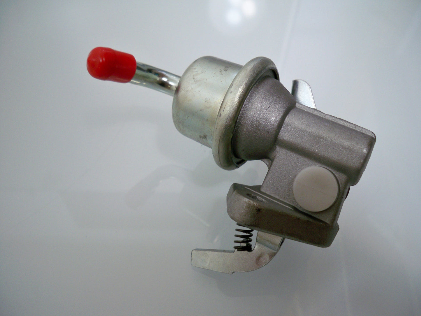 Kraftstoffpumpe passend für Kubota D905 D1005 V1305 16285-52030 16285-52032