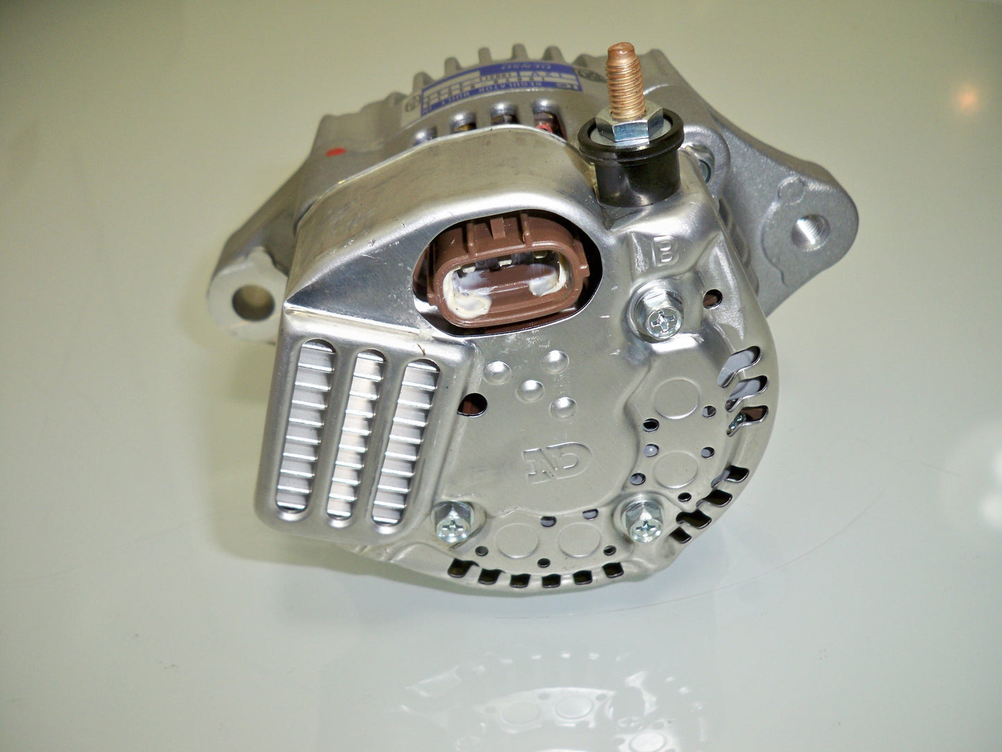 Lichtmaschine von Denso 100211-4730 100211-4731 100211-4732 100211-4733 ALT30007