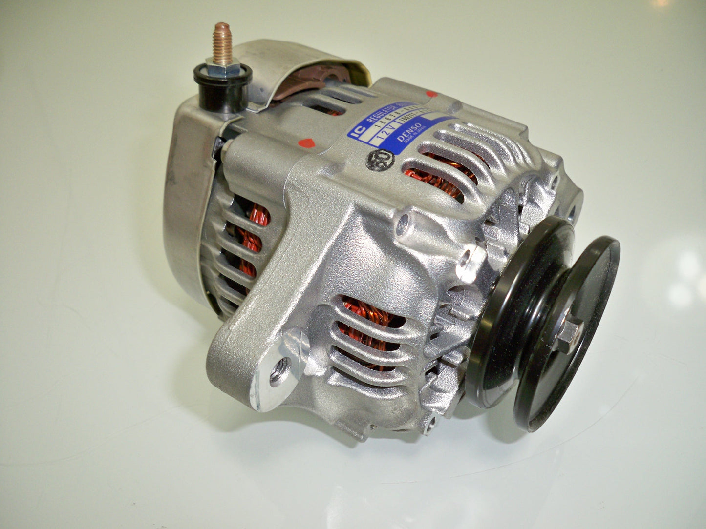 Lichtmaschine von Denso 100211-4730 100211-4731 100211-4732 100211-4733 ALT30007