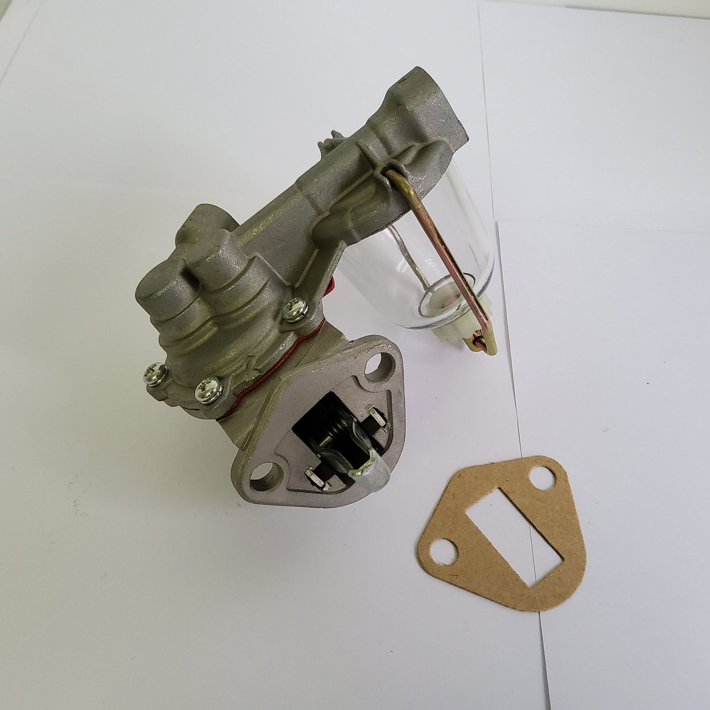 Kraftstoffpumpe passt für Massey Ferguson 20 35 50 MH50 135 150 2135 2200