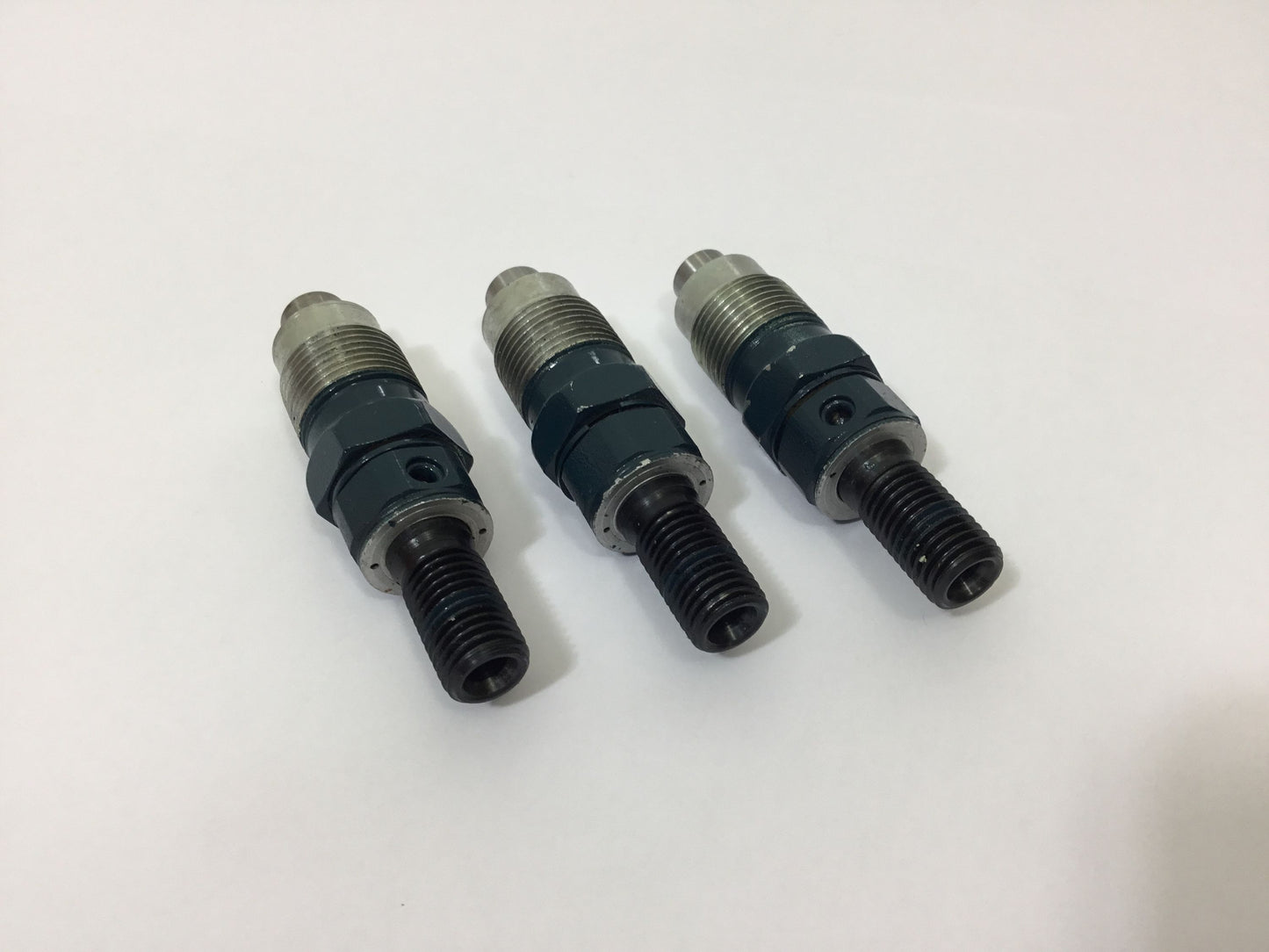 von Kubota Einspritzdüse für V1903 V2003-M V2203 V2203-M V2403-M 16454-53900