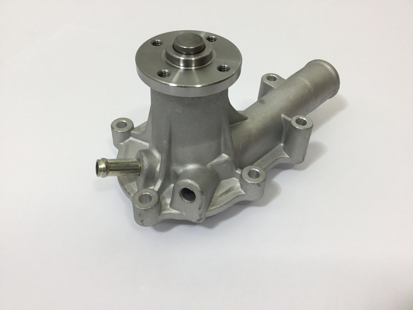 Wasserpumpe passend für Kubota D905 D1005 D1105 V1205 V1305 V1505