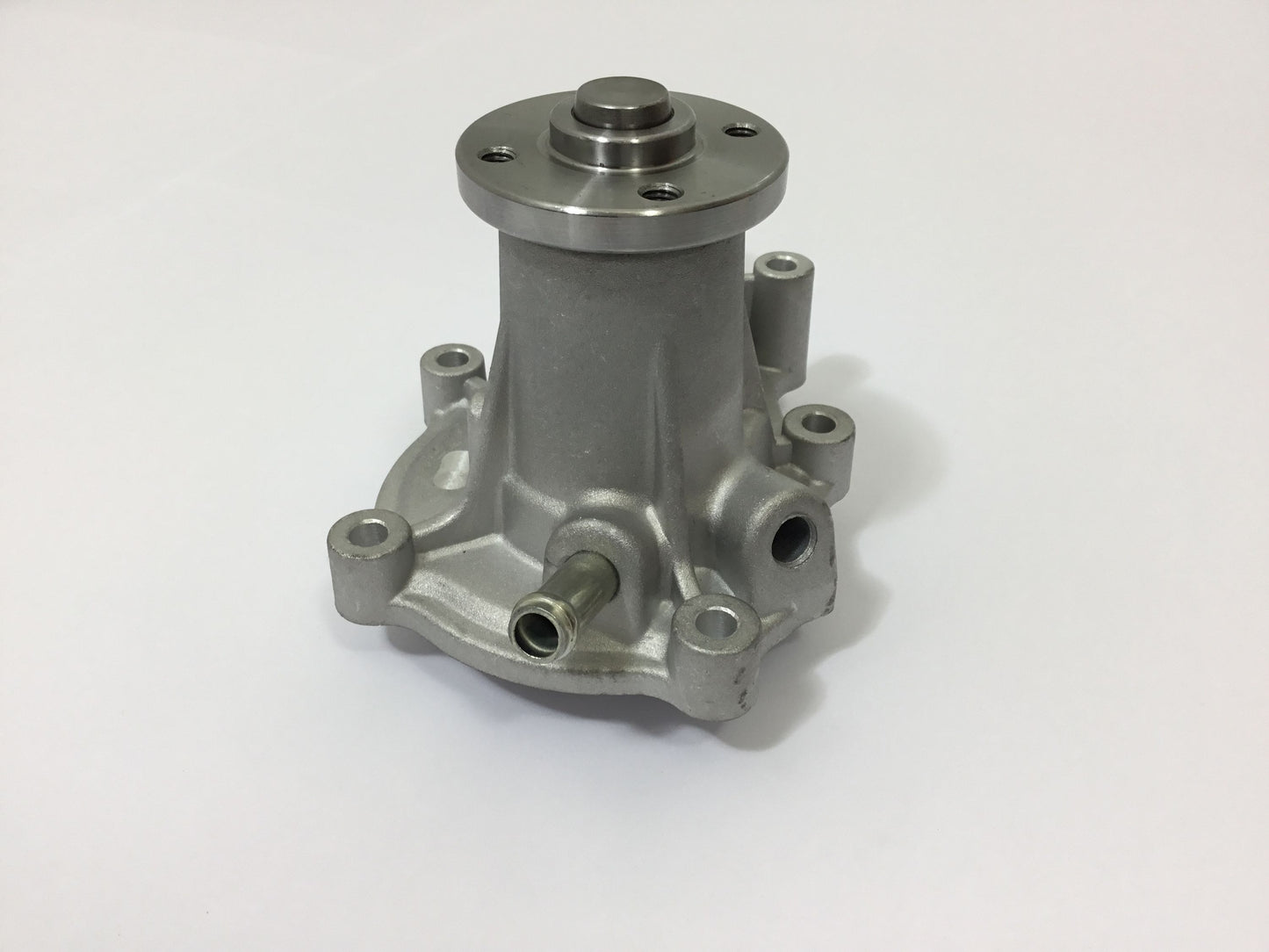 Wasserpumpe passend für Kubota D905 D1005 D1105 V1205 V1305 V1505