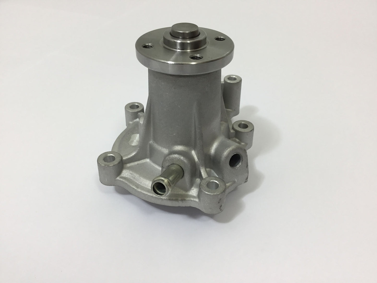 Wasserpumpe passend für Kubota D905 D1005 D1105 V1205 V1305 V1505