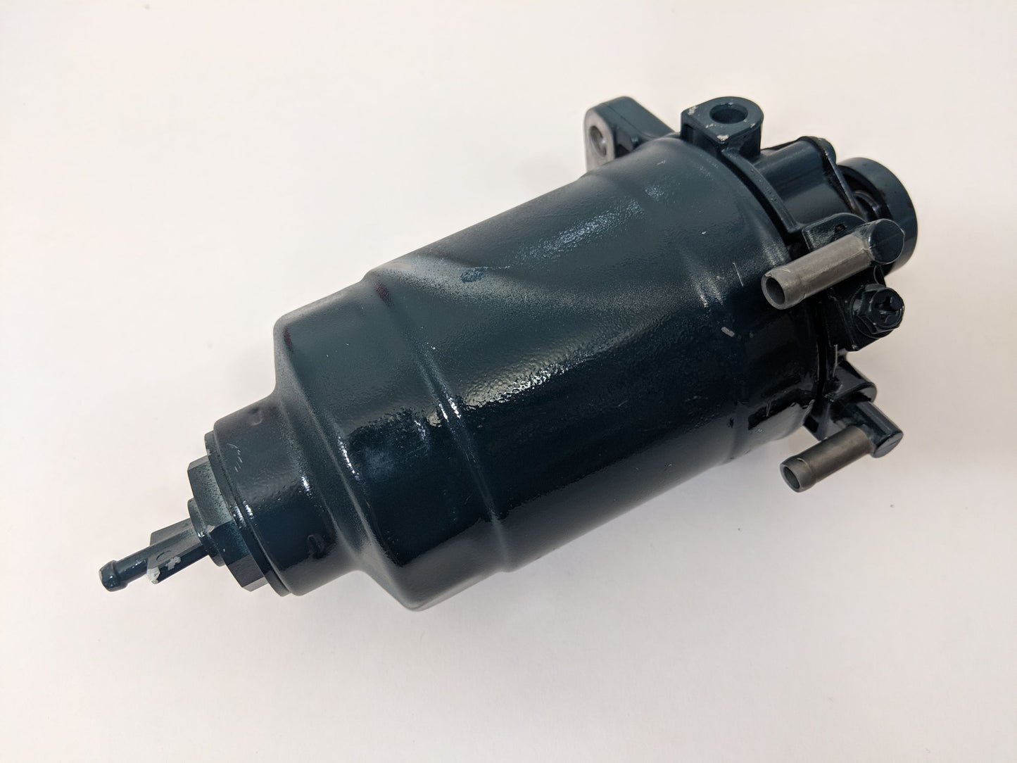 Kraftstoffilter Gehäuse inklusive Filter von Kubota V3600 V3300 Dieselfilter