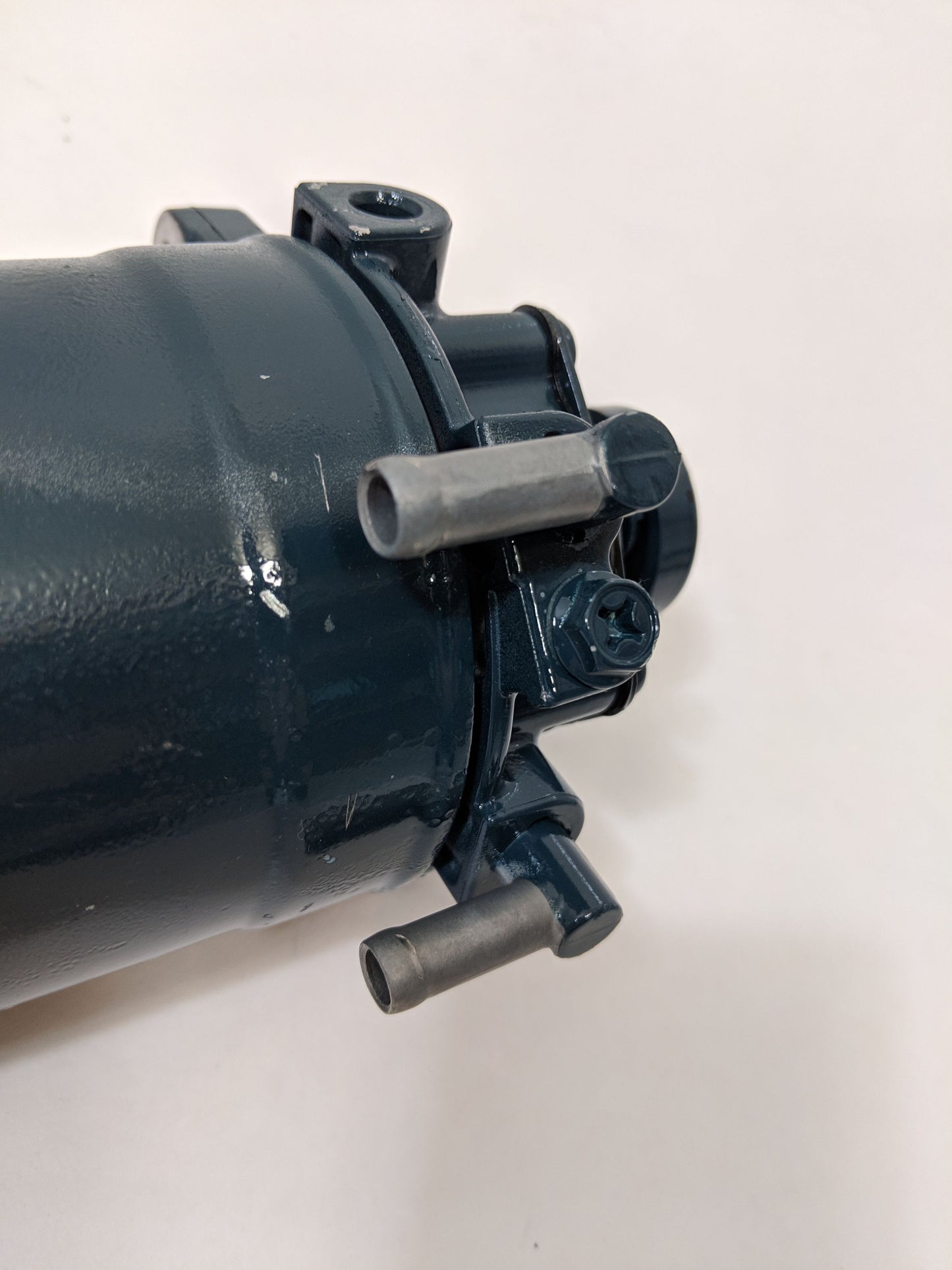 Kraftstoffilter Gehäuse inklusive Filter von Kubota V3600 V3300 Dieselfilter