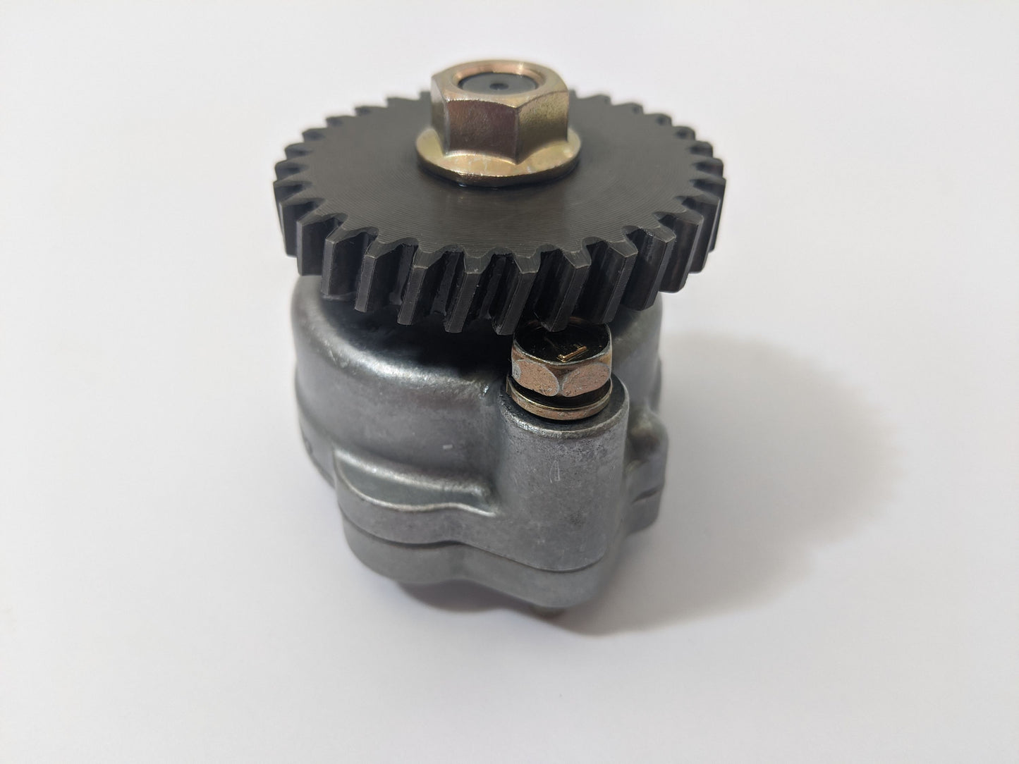 Ölpumpe passend für Kubota K-008 G1700 G1800 G1900 G2000 B7300HSD B7400HSD ZD18