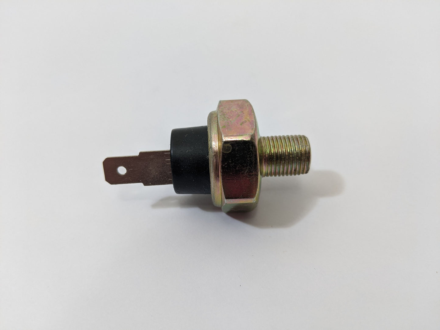 Öldruckschalter passend für Kubota D1703 D1403 D950 D905 D902 D850 D722 Z602