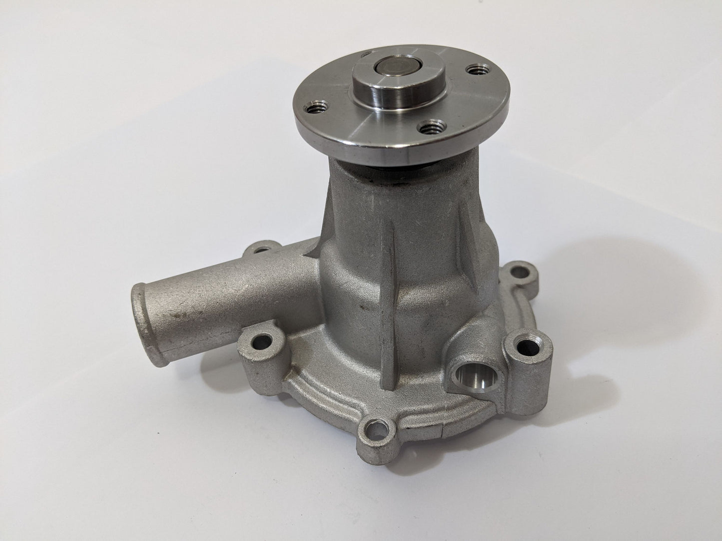 Wasserpumpe passend für Mitsubishi L2E L3E L3A L2A L3C L2C L3E2 MT15 MT16