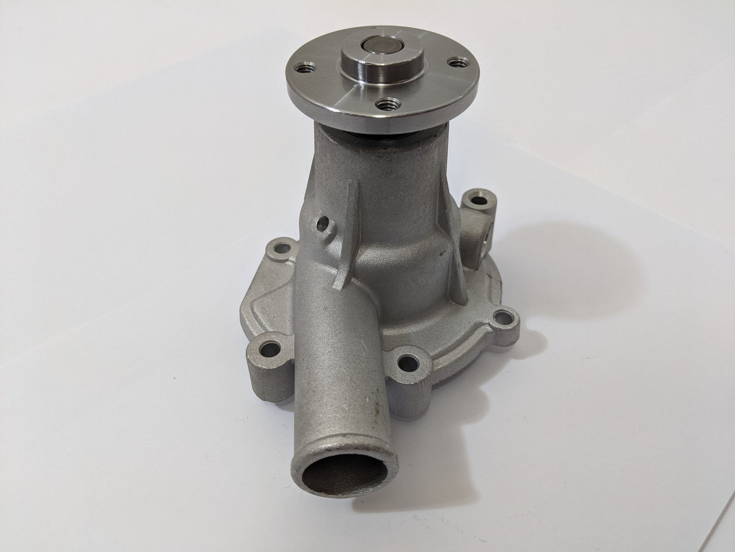 Wasserpumpe passend für Mitsubishi L2E L3E L3A L2A L3C L2C L3E2 MT15 MT16