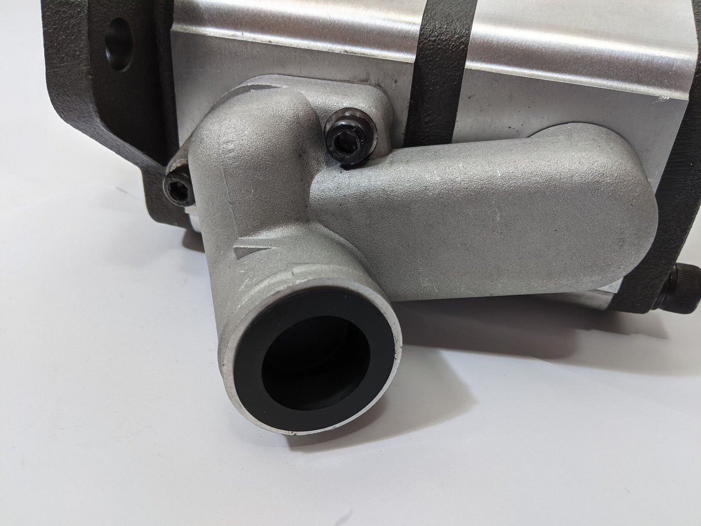 Hydraulikpumpe passend für John Deere 5076E 5082E 5520 5520N 5705 5715 RE73947