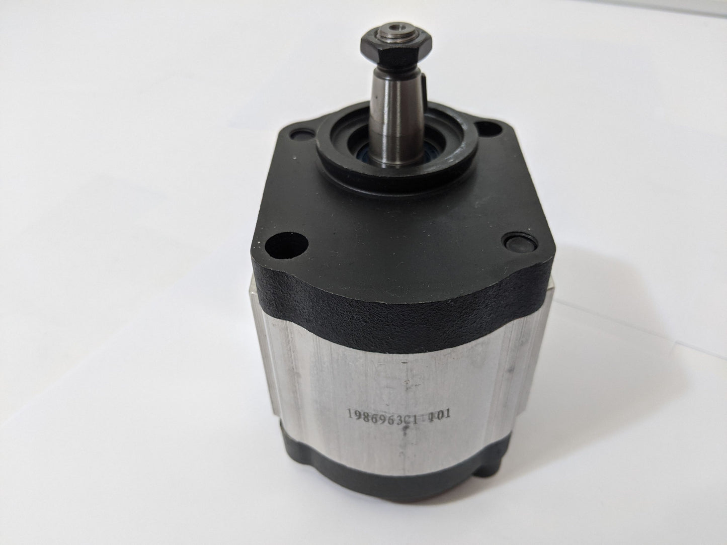 Hydraulikpumpe passend für John Deere 510 710 1986963C1 AL10681 AL16301 AL37753