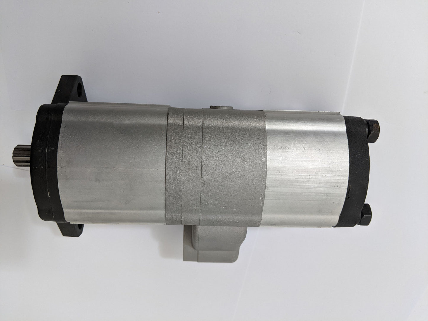 Hydraulikpumpe passend für Massey Ferguson 4215 4220 4225 4225HV 4235 4235(USA)