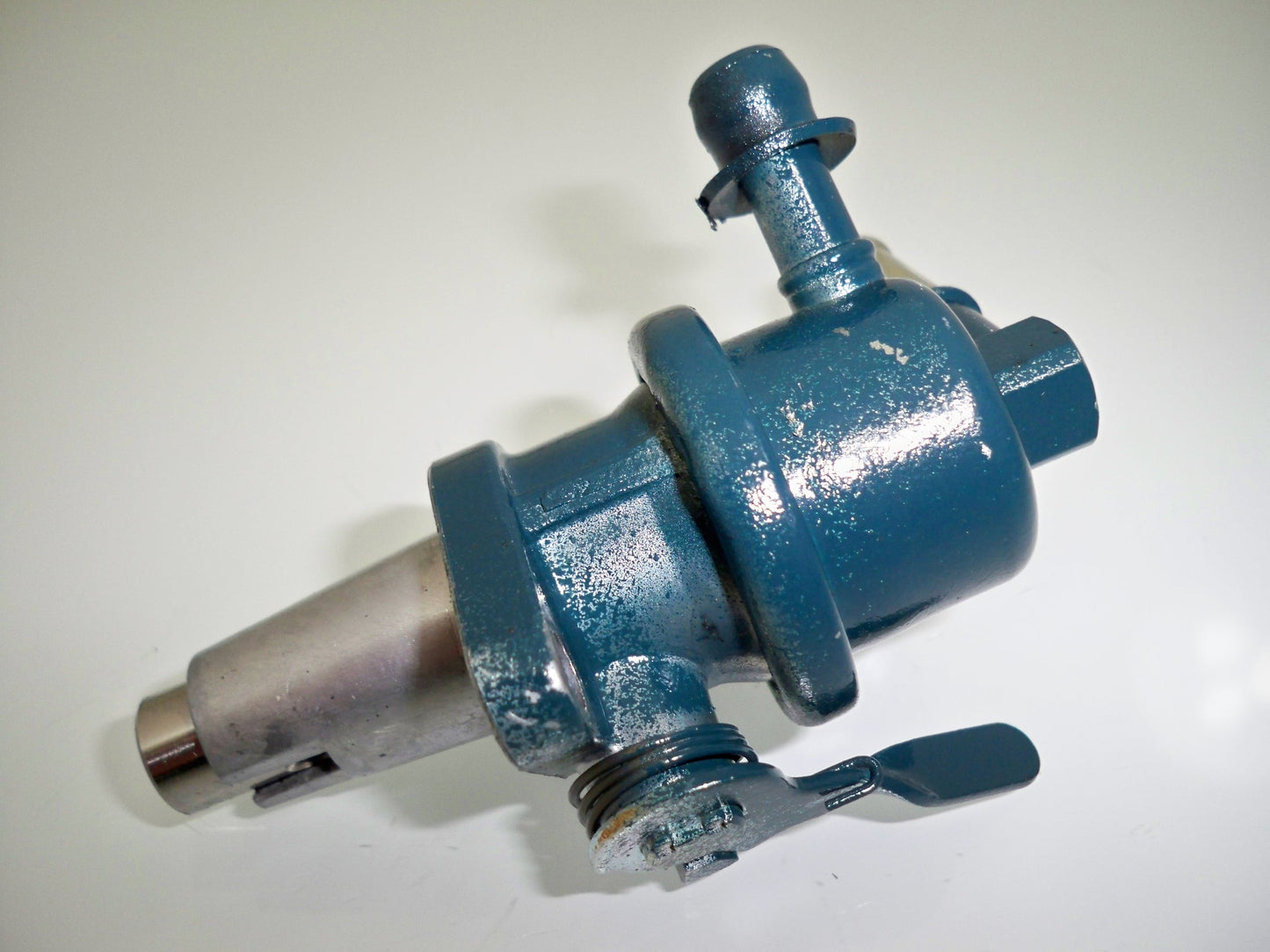 Kraftstoffpumpe von Kubota D1403 D1503-M D1703 D1703-M-DI D1703-M-DI V2203-E