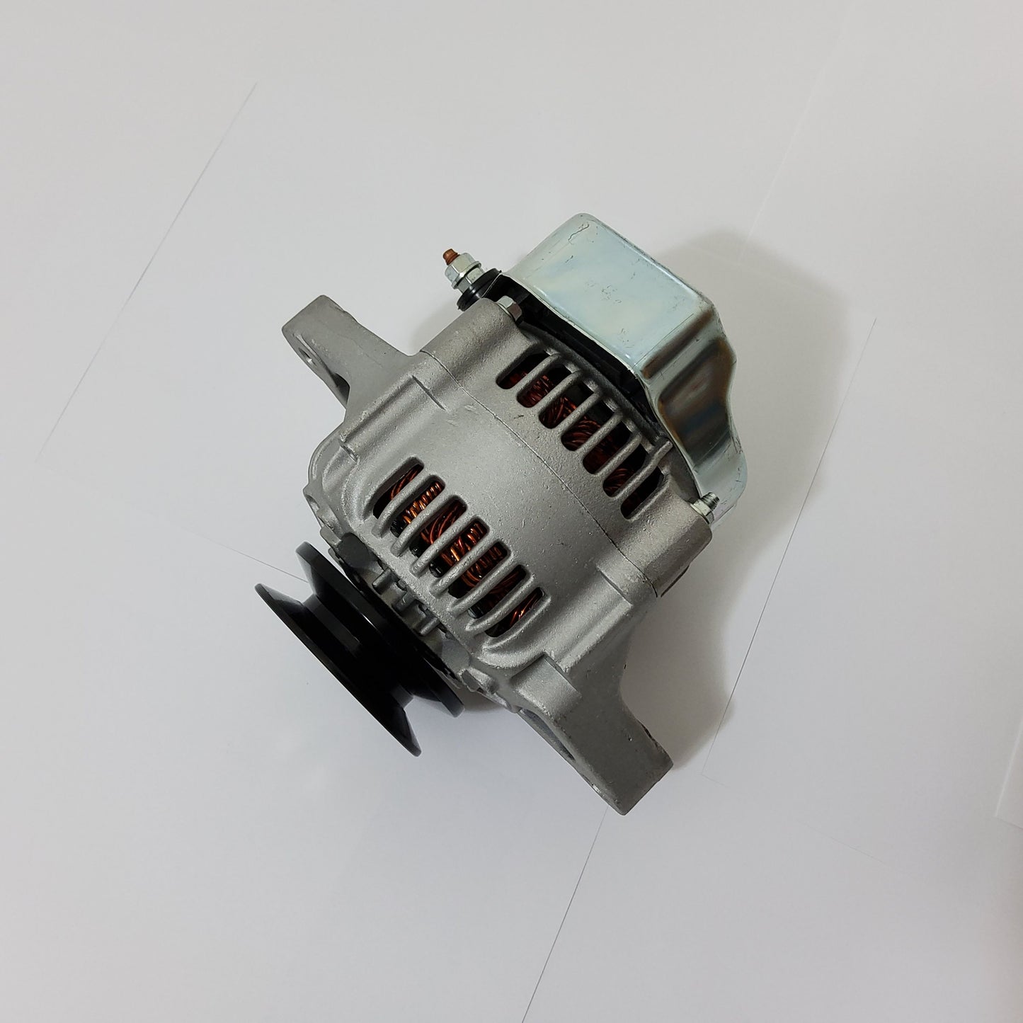 Lichtmaschine 45A passend für Kubota V2203  V2203-M V2203-MT