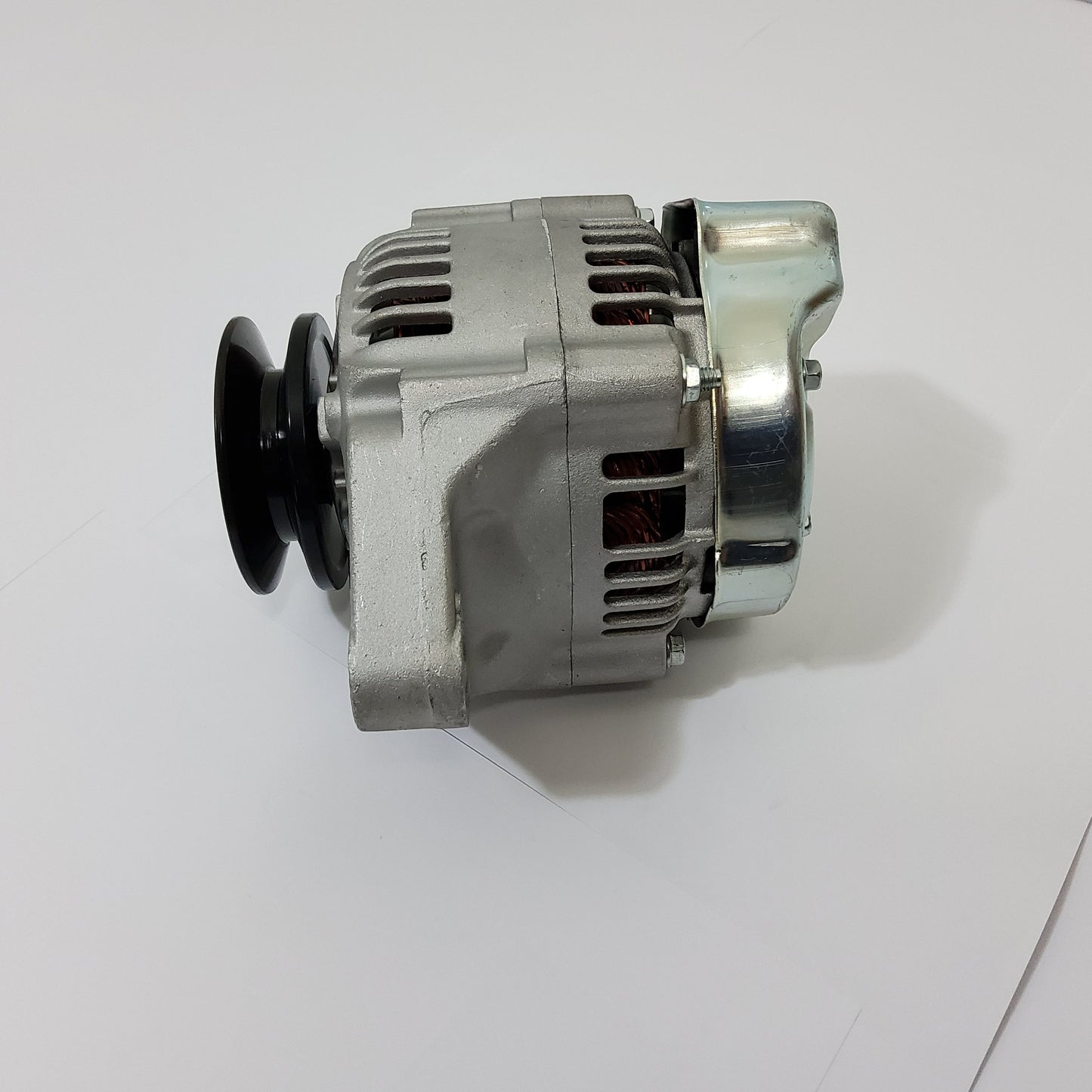 Lichtmaschine 45A passend für Kubota V2203  V2203-M V2203-MT