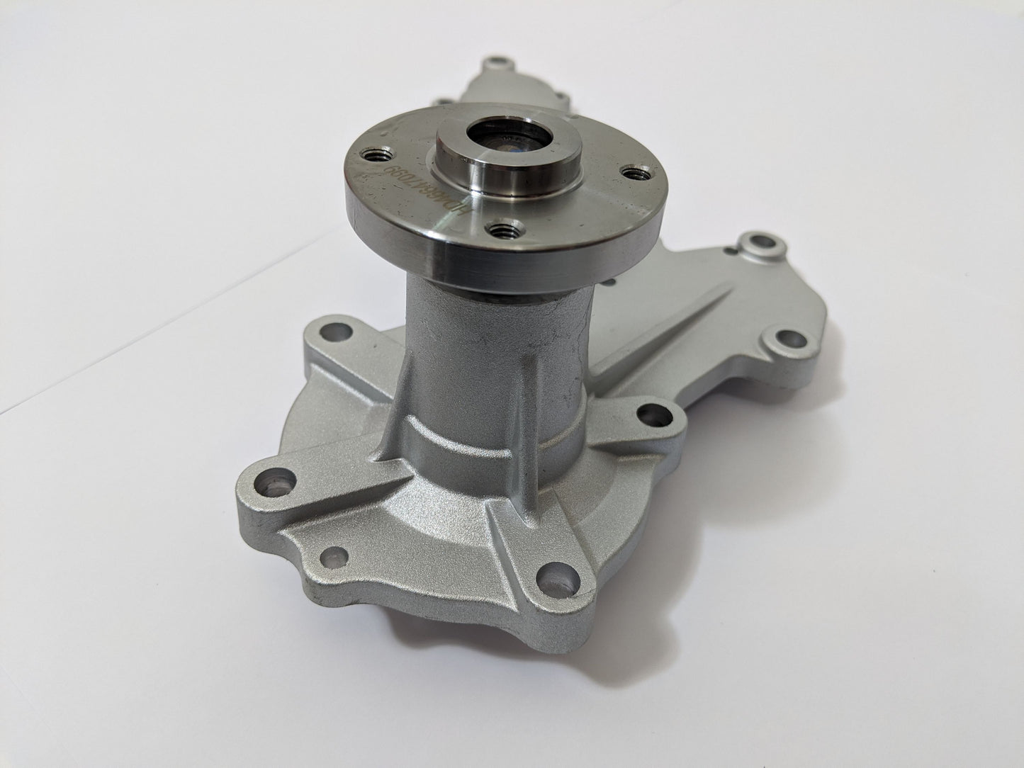 Wasserpumpe passt Kubota  D1703-M D1803-M-DI V1702 V1702-DI V1702-DI-A V1703-M