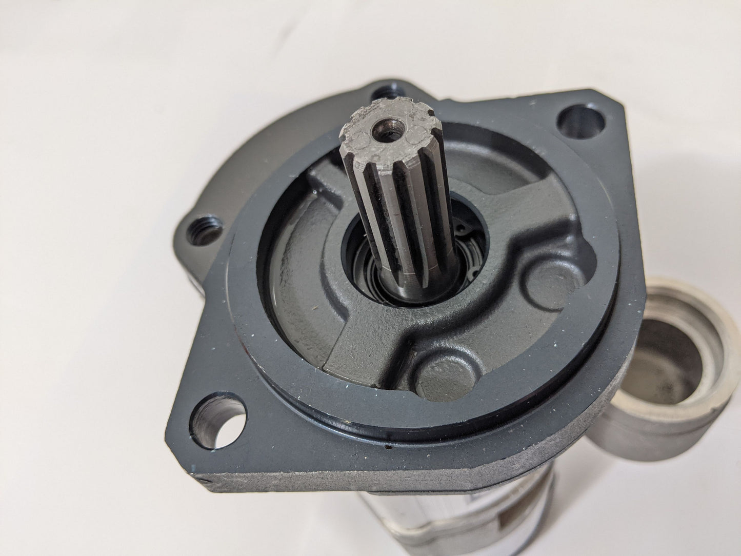 Hydraulikpumpe passend für Massey Ferguson 4225 4235 4240 4265 4270 5340 5355